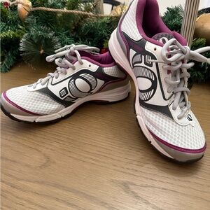 Pearl Izumi X-Road Fuel I Cycling Biking Quick
Drying Women Shoes US 8 | EUR 40